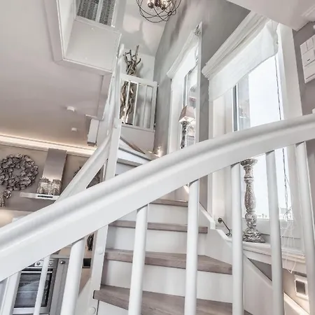 Haus Alte Bergstrasse Beachloft Alte Bergstrasse 13 Appartement *